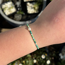 Load image into Gallery viewer, Colourful mix bead bracelet