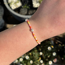 Load image into Gallery viewer, Colourful mix bead bracelet