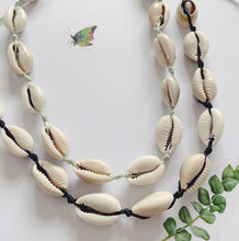Load image into Gallery viewer, Cowrie shell necklace