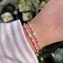 Load image into Gallery viewer, Pink mix bead bracelet
