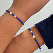 Load image into Gallery viewer, Mother of pearl star bracelet