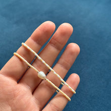 Load image into Gallery viewer, Peachy pearl glass bead bracelet set of 2