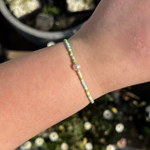 Load image into Gallery viewer, Colourful mix bead bracelet