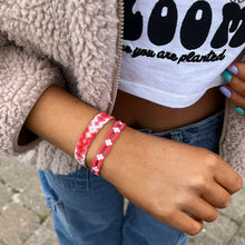 Load image into Gallery viewer, Daisy chain thread bracelet (12 colour options available)