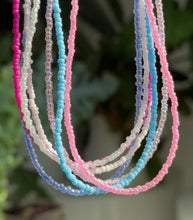 Load image into Gallery viewer, Dainty glass bead necklaces
