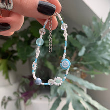 Load image into Gallery viewer, Aqua heart mixed bead bracelet
