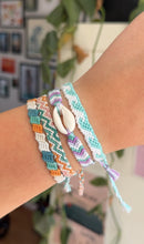 Load image into Gallery viewer, Waves friendship bracelet
