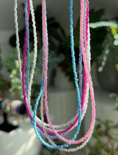 Load image into Gallery viewer, Dainty glass bead necklaces
