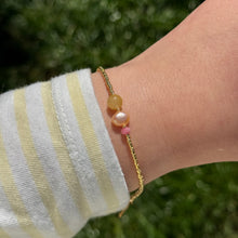 Load image into Gallery viewer, April bracelet
