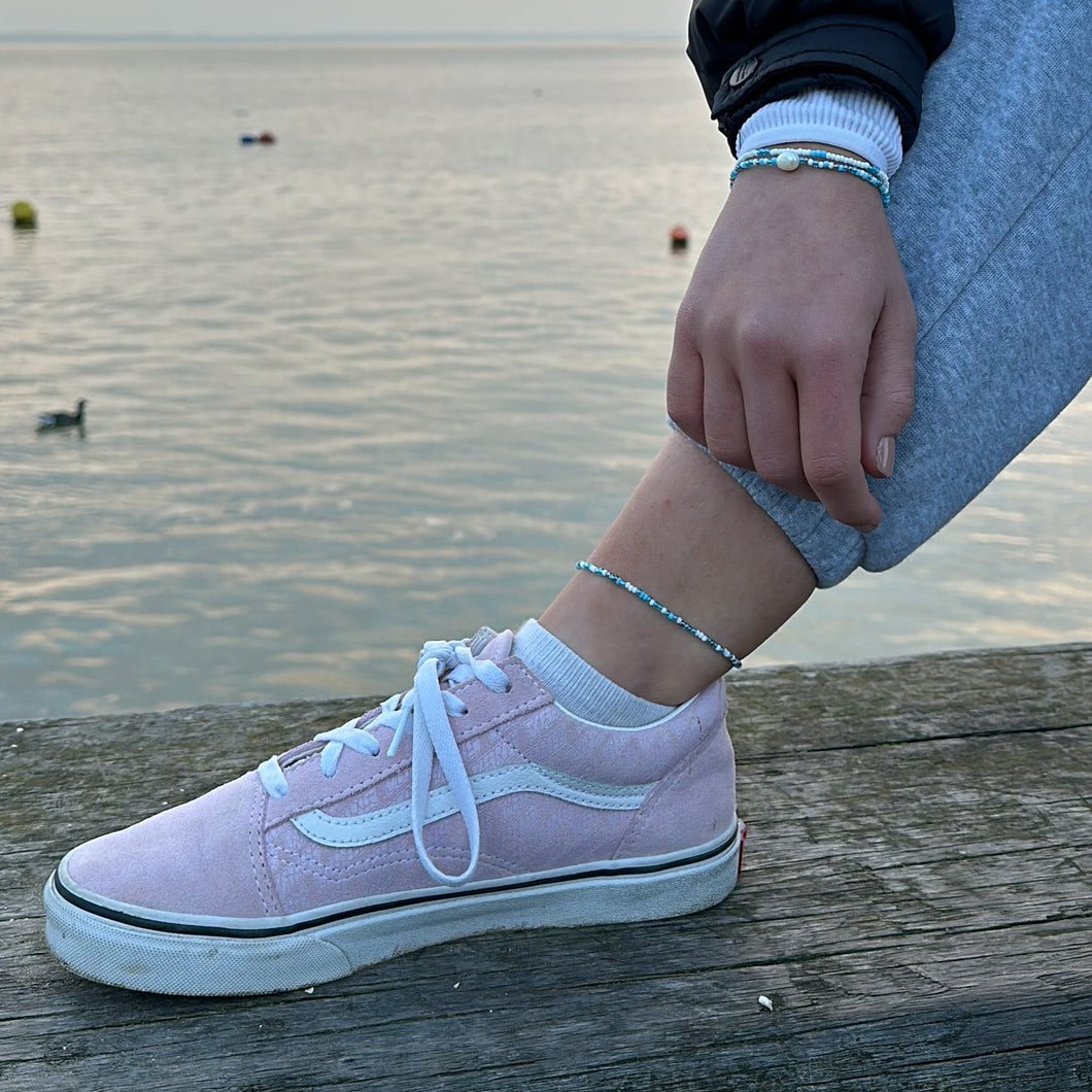 The blue whale anklet