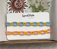 Load image into Gallery viewer, Sunflower chain thread bracelet (18 colour options available)
