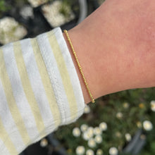 Load image into Gallery viewer, Dainty gold stacking bracelet
