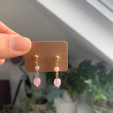 Load image into Gallery viewer, Pink pearl dangles
