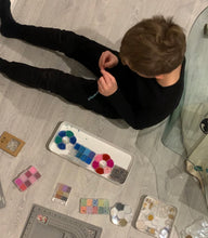 Load image into Gallery viewer, Thom surprise bracelet
