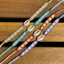 Load image into Gallery viewer, Sparkling chevron shell bracelets
