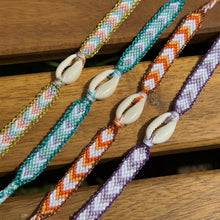 Load image into Gallery viewer, Sparkling chevron shell bracelets
