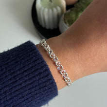 Load image into Gallery viewer, Glass swirl bracelet
