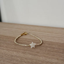 Load image into Gallery viewer, Gold star bracelet
