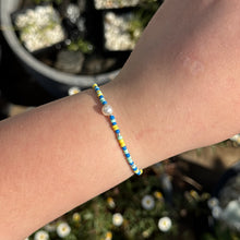 Load image into Gallery viewer, Colourful mix bead bracelet
