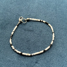 Load image into Gallery viewer, Mixed glass bead bracelets
