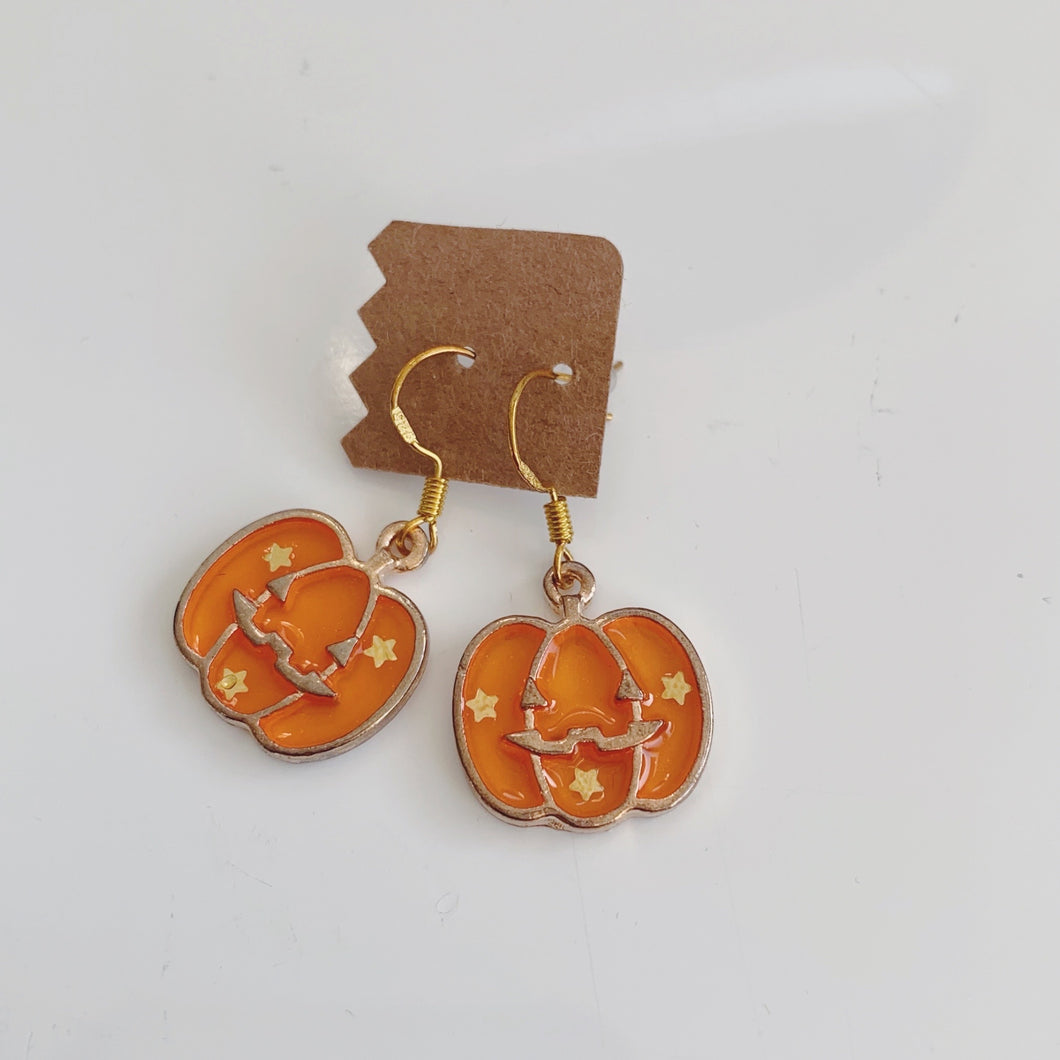 Pumpkin star earrings