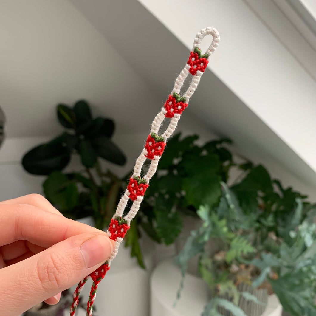 Strawberry chain bracelet