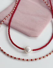 Load image into Gallery viewer, Red, pink &amp; gold glass bead necklace
