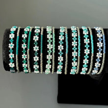 Load image into Gallery viewer, Daisy bracelet set of 2
