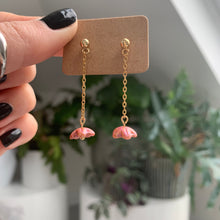 Load image into Gallery viewer, Rose pink floral drop earrings
