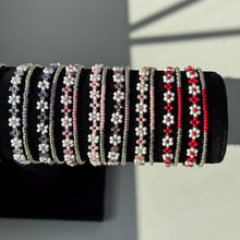 Load image into Gallery viewer, Daisy bracelet set of 2
