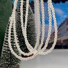 Load image into Gallery viewer, Dainty pearl bead necklace
