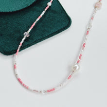 Load image into Gallery viewer, Peachy pearl necklaces
