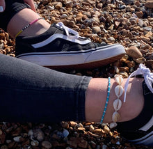 Load image into Gallery viewer, Cowrie shell anklet
