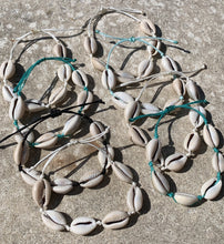 Load image into Gallery viewer, Cowrie shell anklet
