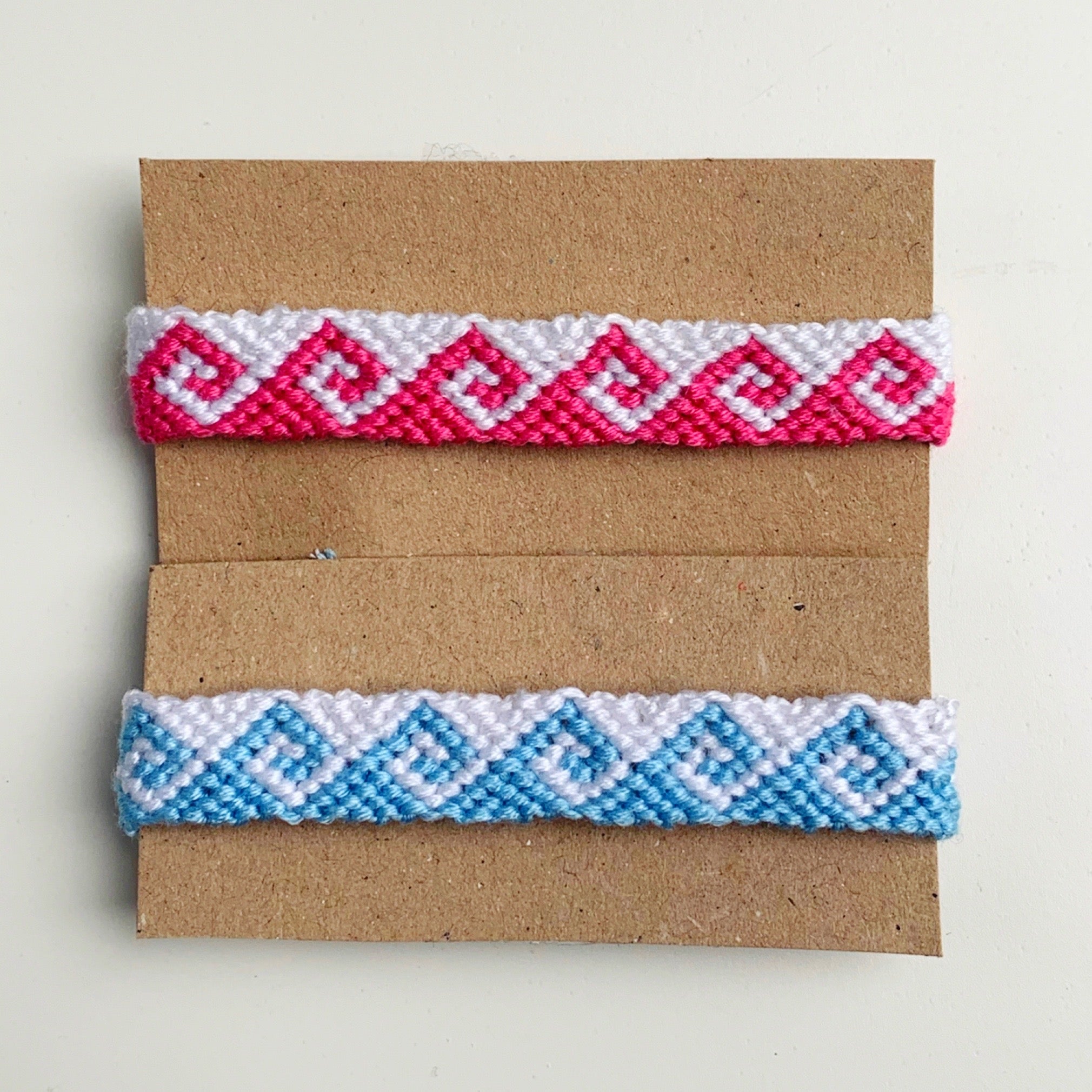 Ocean wave friendship bracelet on sale pattern