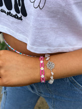 Load image into Gallery viewer, Daisy chain thread bracelet (12 colour options available)
